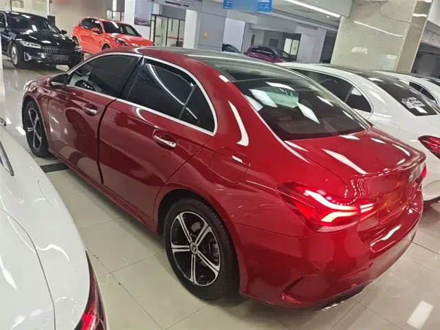 Mercedes-Benz A-Class — Фото автомобиля 4