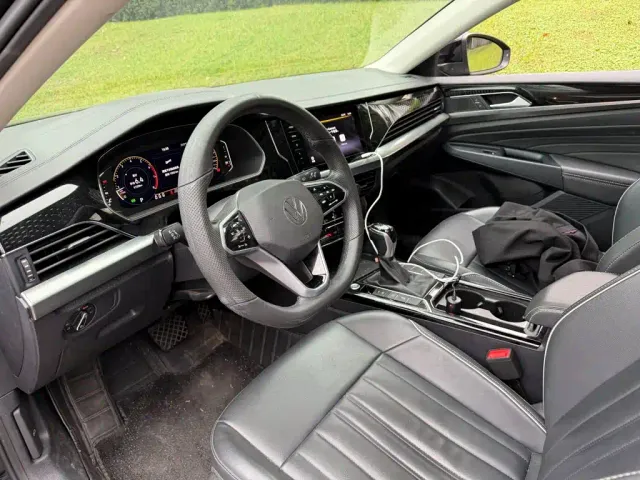 Volkswagen Passat — Фото автомобиля 7