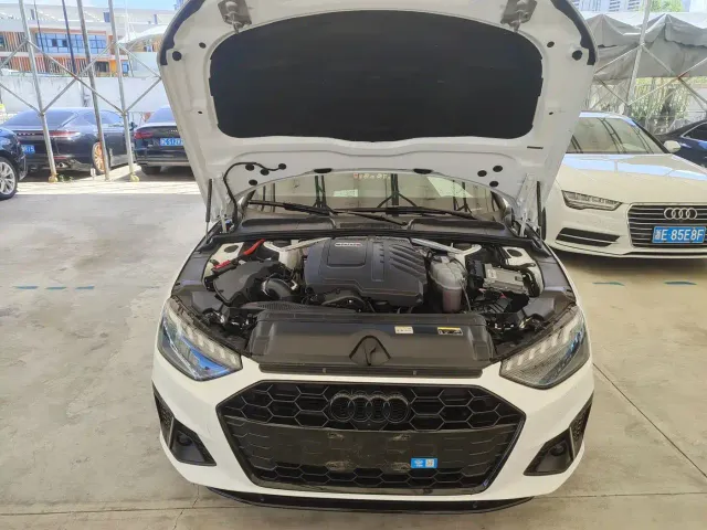 Audi A4L — Фото автомобиля 17