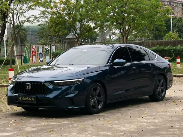 Honda Inspire — Фото автомобиля 3
