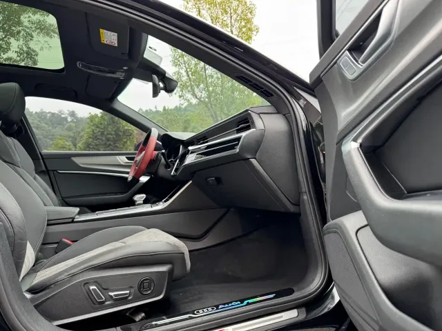 Audi A6L — Фото автомобиля 16