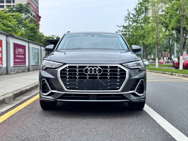 Audi Q3 — Фото автомобиля 2