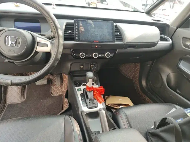 Honda Fit — Фото автомобиля 12