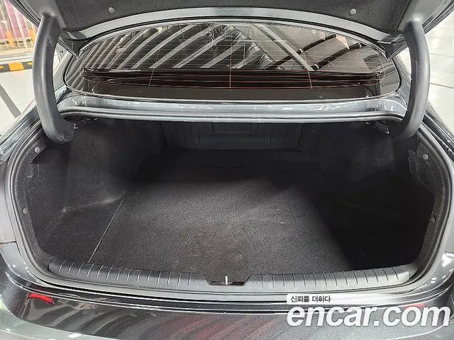 Hyundai Sonata — Фото автомобиля 19