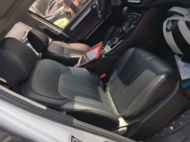 GAC Trumpchi M6 — Фото автомобиля 24
