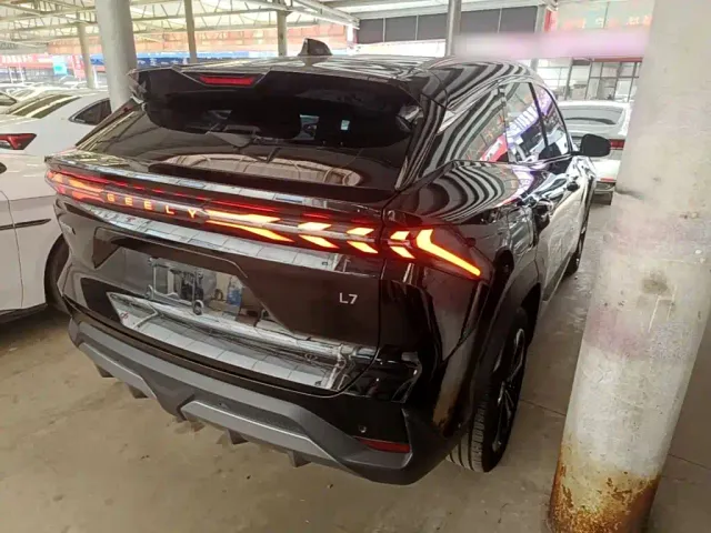 Geely Galaxy L7 — Фото автомобиля 6