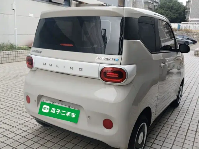 Wuling Hongguang Mini EV — Фото автомобиля 6