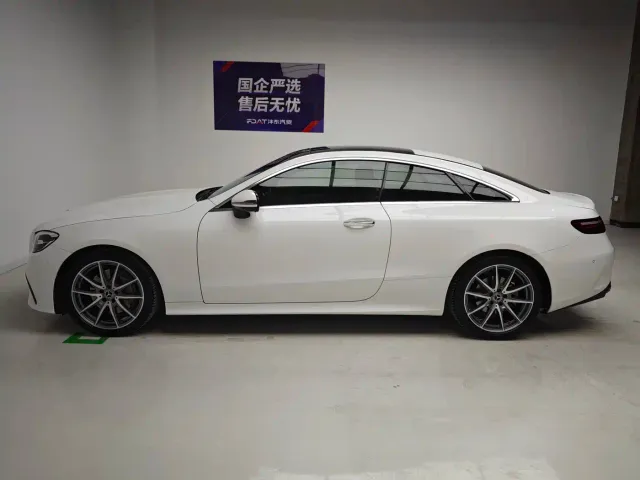 Mercedes-Benz E-Class — Фото автомобиля 9