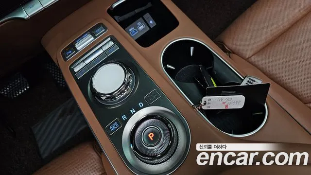 Genesis GV70 2.5T Бензин 2WD — Фото автомобиля 5