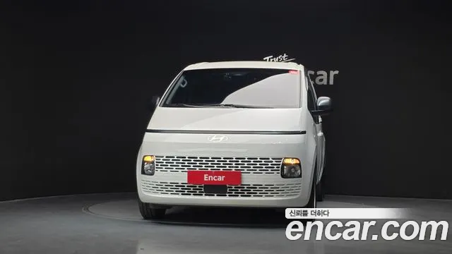 Hyundai Staria — Фото автомобиля 3