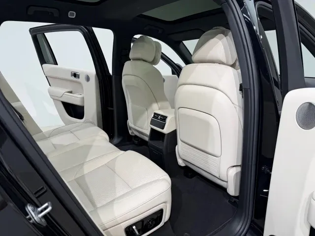 Li Auto L7 — Фото автомобиля 9