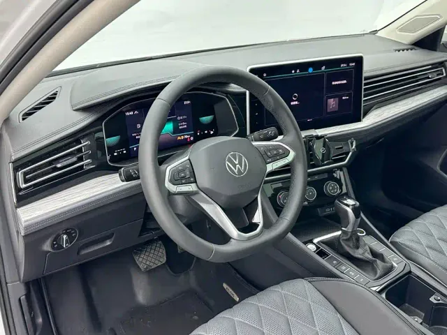 Volkswagen Sagitar — Фото автомобиля 10