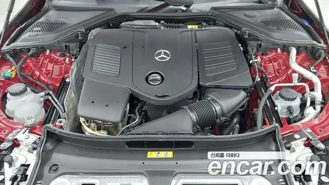 Mercedes-Benz E-Class — Фото автомобиля 6