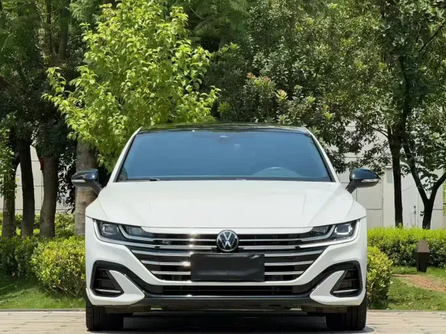 Фотография автомобиля — Volkswagen CC