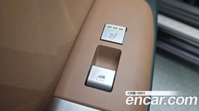 Hyundai Grandeur GN7 — Фото автомобиля 27