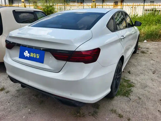 Geely Binrui — Фото автомобиля 3