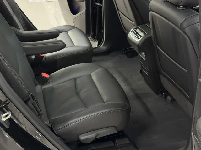Cadillac XT6 — Фото автомобиля 8