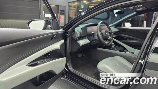 Hyundai AVANTE Новый Avante (CN7) — Фото автомобиля 8