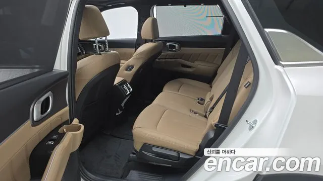 Kia Sorento — Фото автомобиля 12