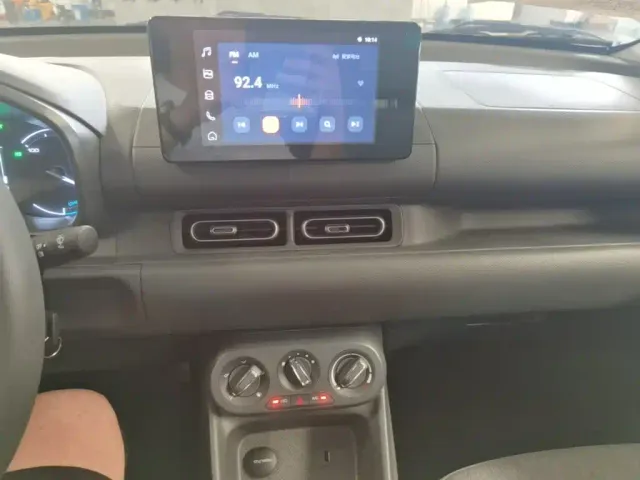 Wuling Hongguang — Фото автомобиля 12
