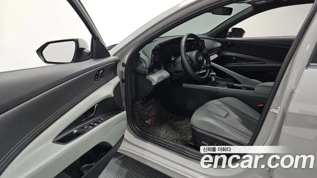 Hyundai AVANTE Новый Avante (CN7) — Фото автомобиля 10