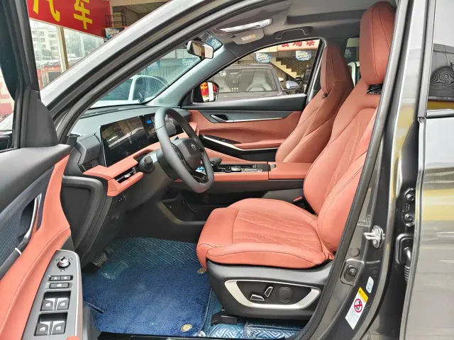 Changan CS75 Plus — Фото автомобиля 3