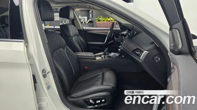 BMW 5-Series — Фото автомобиля 3