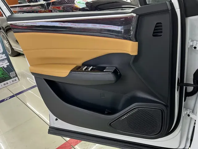 Geely Galaxy Galaxy L7 2023 1.5T 115km MAX — Фото автомобиля 14