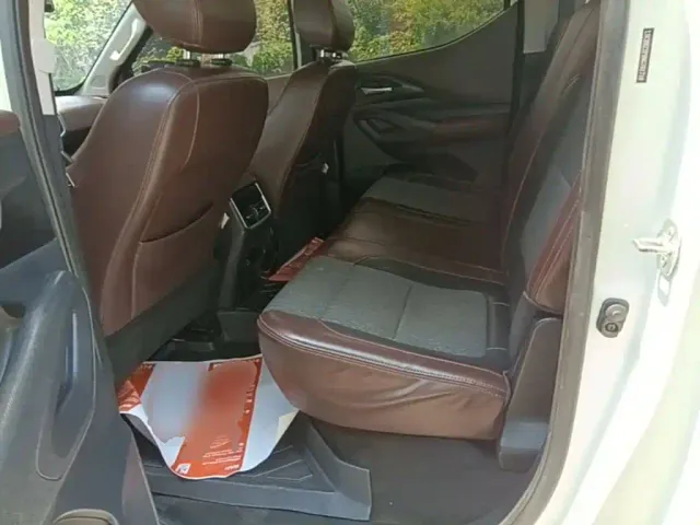Changan Kaicheng F70 — Фото автомобиля 16
