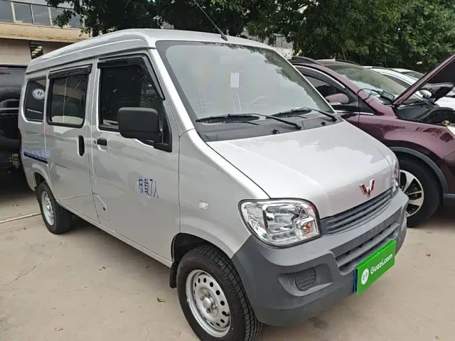 Wuling Zhiguang — Фото автомобиля 3