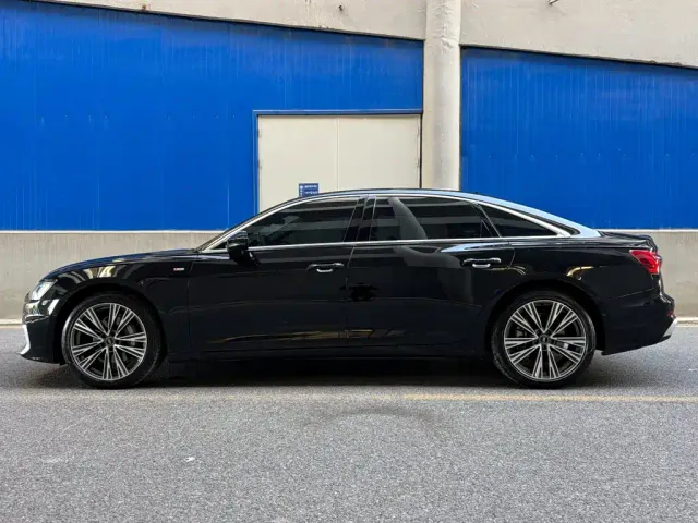 Audi A6L — Фото автомобиля 3