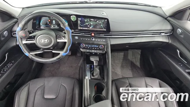 Hyundai Avante — Фото автомобиля 10