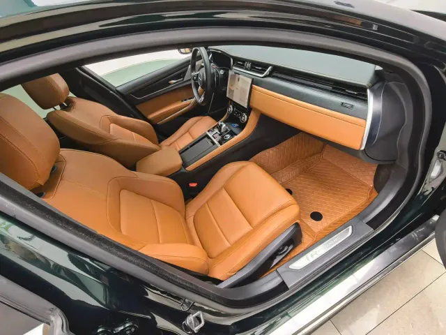 Jaguar XFL — Фото автомобиля 14