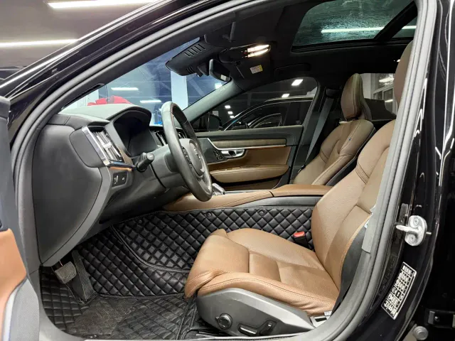 Volvo S90 — Фото автомобиля 4
