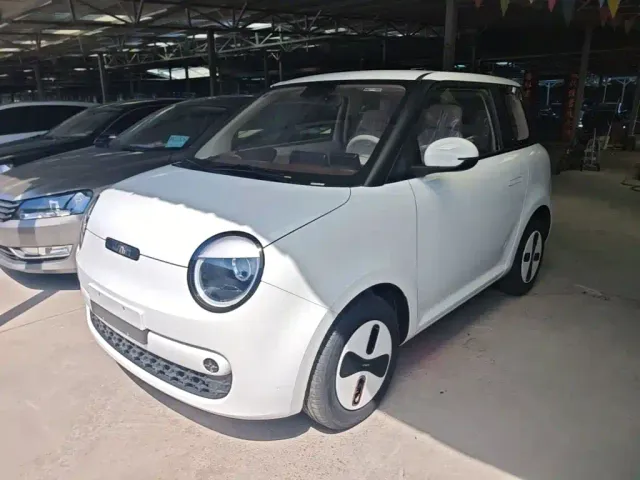 Фотография автомобиля — Changan Lumin