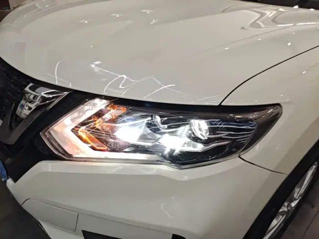 Nissan X-Trail — Фото автомобиля 23