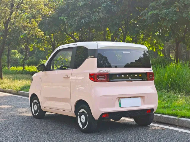 Wuling Hongguang Mini EV — Фото автомобиля 16