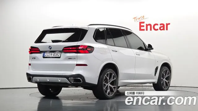 BMW X5 — Фото автомобиля 2