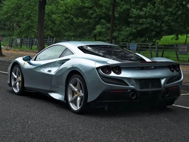 Ferrari F8 — Фото автомобиля 4