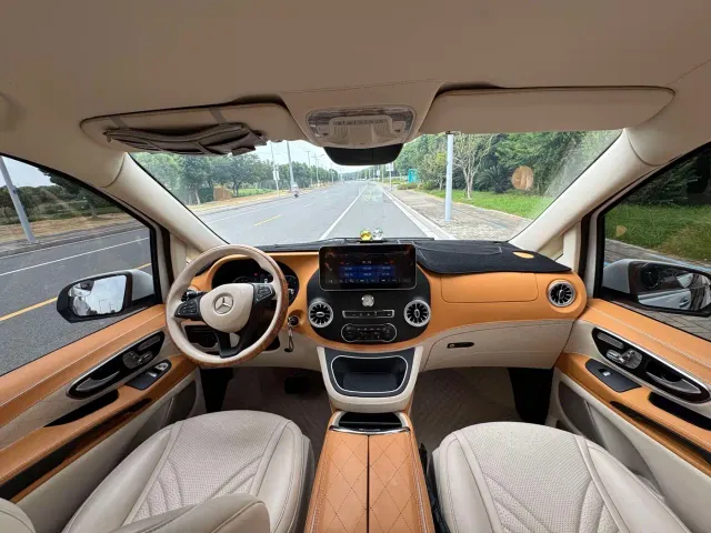 Mercedes-Benz Vito 2021 2.0T Business Edition 7-seater — Фото автомобиля 21