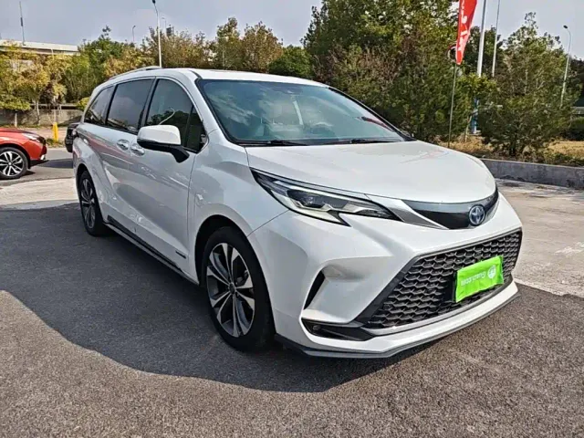 Toyota Granvia — Фото автомобиля 3