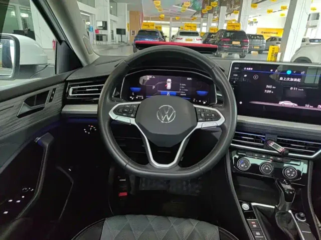 Volkswagen Sagitar — Фото автомобиля 10