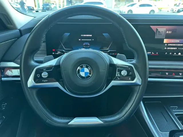 BMW 7 Series — Фото автомобиля 13
