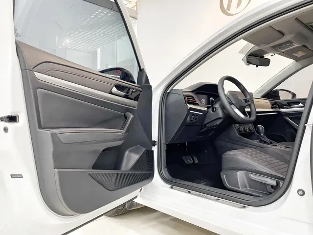 Volkswagen Lavida — Фото автомобиля 13