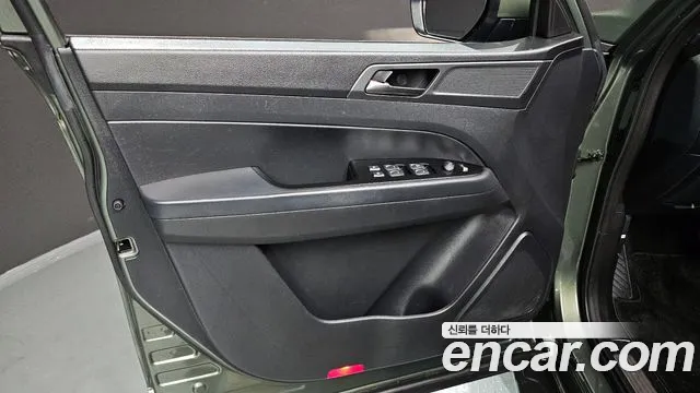 KG_Mobility_Ssangyong Rexton Новый Rexton Sport Дизель 2.2 4WD — Фото автомобиля 24