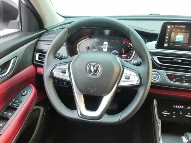 Changan CS75 — Фото автомобиля 15
