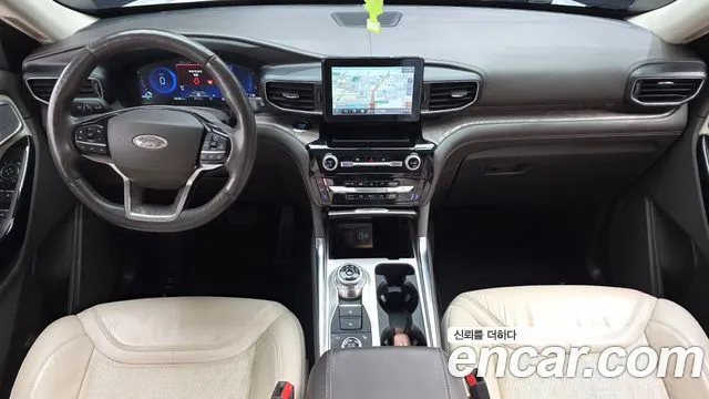 Ford Explorer Explorer 6 поколение 3.0 Platinum 4WD — Фото автомобиля 7