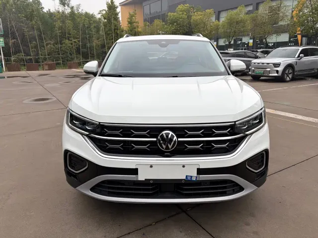 Volkswagen Tayron — Фото автомобиля 2