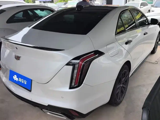 Cadillac CT4 — Фото автомобиля 3