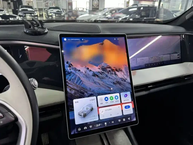 Geely Galaxy L7 — Фото автомобиля 18